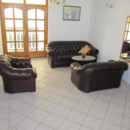 Πανσιόν Jaeger Vonyarcvashegy