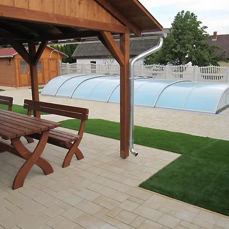 Penzion Jaeger Vonyarcvashegy