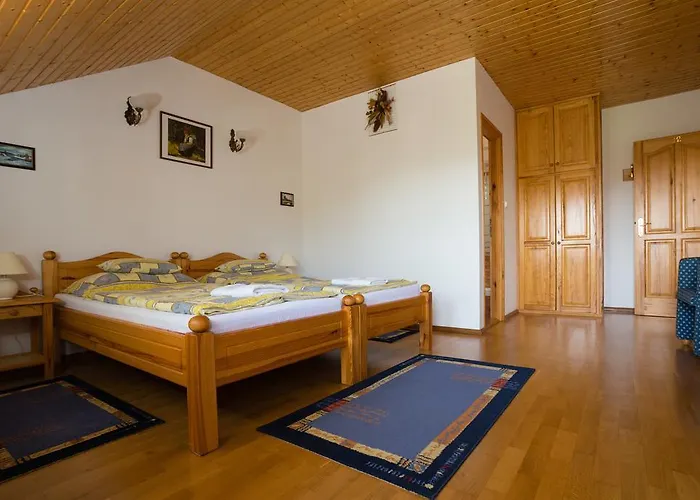 בית הארחה Jaeger פוניארצוושהג'