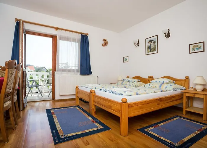 Jaeger בית הארחה