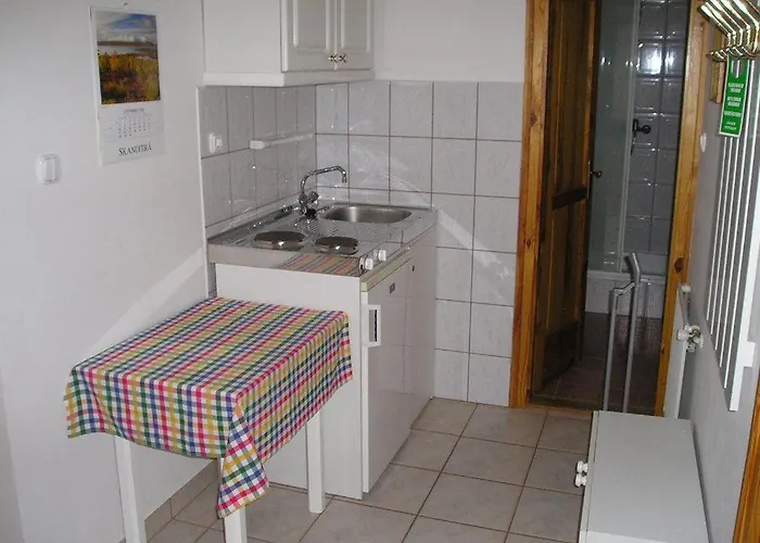 Jaeger בית הארחה 4*