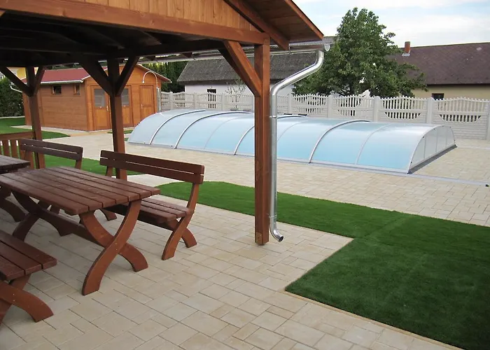 בית הארחה Jaeger פוניארצוושהג'